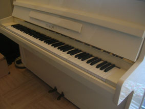 pianodroitblanc vente location expertise accord nice monaco italie